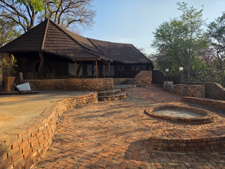 2 Bedroom Property for Sale in Renosterfontein A H North West